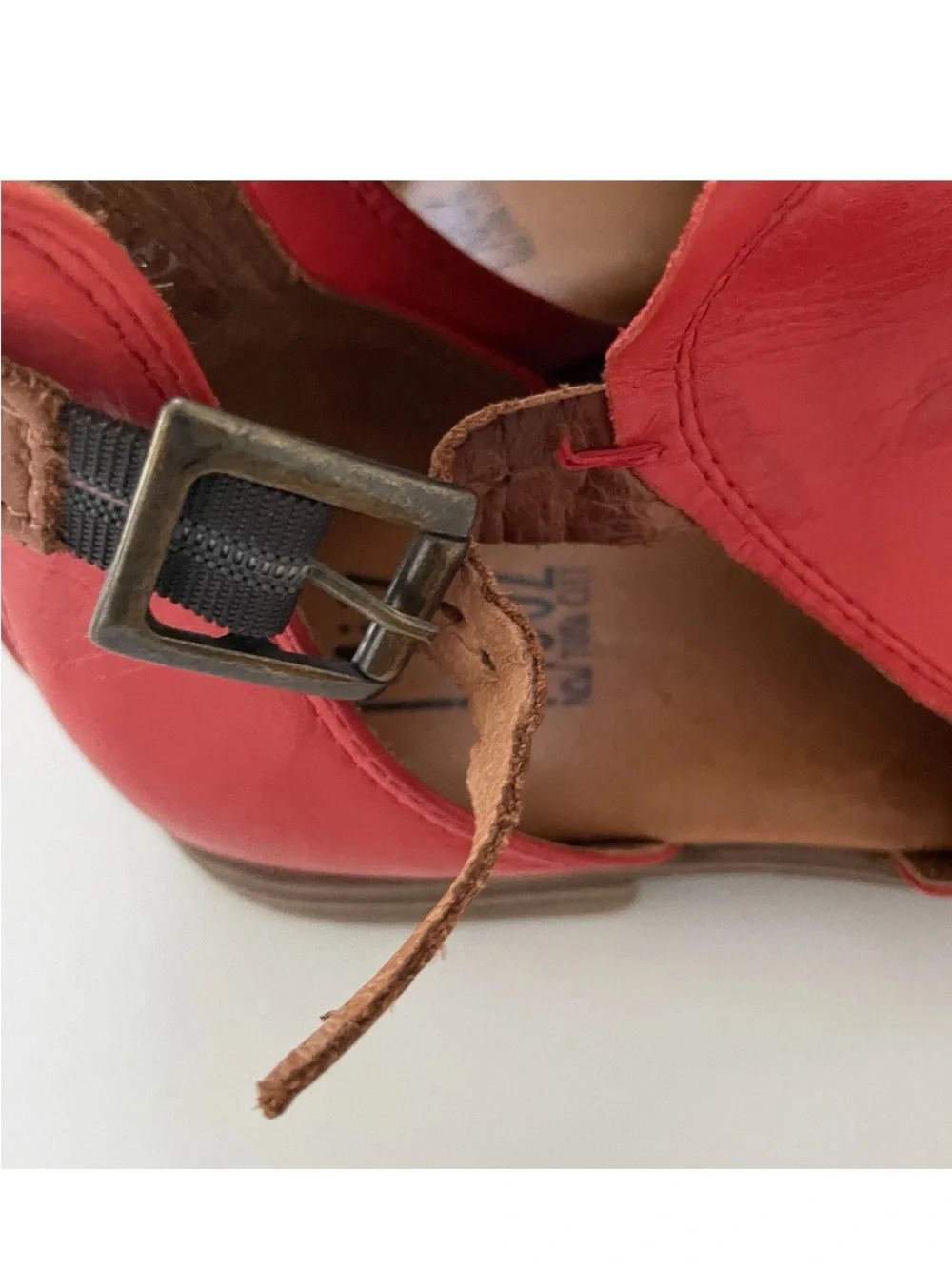 Miz Mooz Deeper Red Leather Sandals EU 36 US 5.5-6 Back Zip Comfort Boho